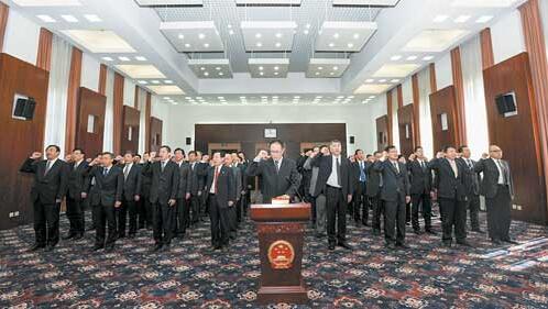 住房城鄉(xiāng)建設(shè)部舉行首次憲法宣誓儀式 住房城鄉(xiāng)建設(shè)部舉行首次憲法宣誓儀式