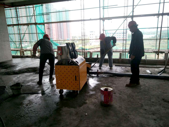 揚(yáng)州二次結(jié)構(gòu)柱輸送泵廠家施工現(xiàn)場 揚(yáng)州二次結(jié)構(gòu)柱輸送泵廠家施工現(xiàn)場