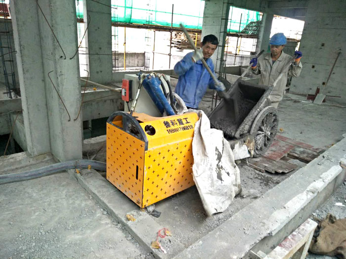 魯科重工二次結(jié)構(gòu)柱輸送泵價格設(shè)備施工現(xiàn)場 魯科重工二次結(jié)構(gòu)柱輸送泵價格設(shè)備施工現(xiàn)場