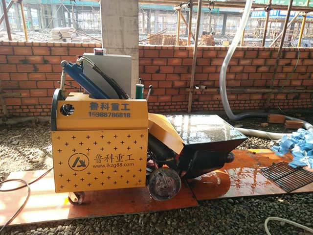 臥式二次構(gòu)造柱泵施工現(xiàn)場 臥式二次構(gòu)造柱泵施工現(xiàn)場