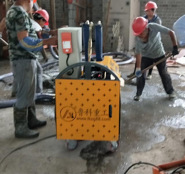 二次結(jié)構(gòu)泵現(xiàn)場(chǎng)施工 二次結(jié)構(gòu)泵現(xiàn)場(chǎng)施工