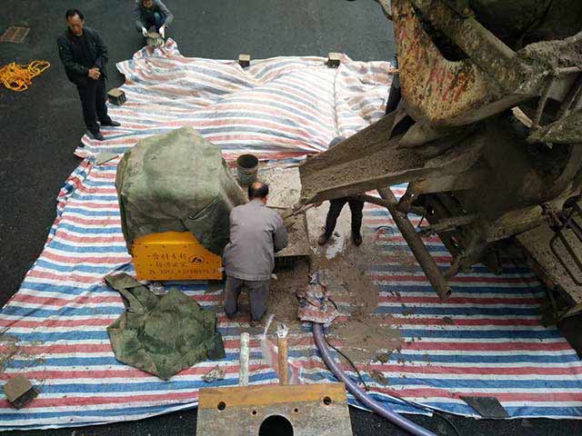小型混凝土輸送泵施工 小型混凝土輸送泵施工