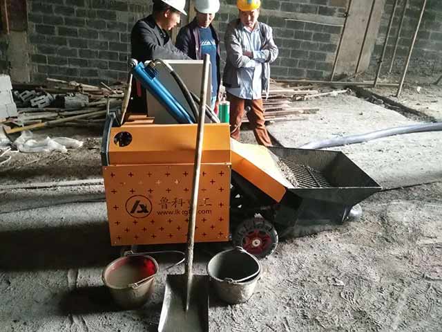 小型混凝土輸送泵施工 小型混凝土輸送泵施工