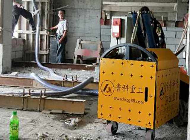 小型混凝土輸送泵施工 小型混凝土輸送泵施工