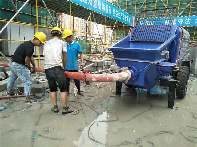 礦用小型細石混凝土泵 礦用小型細石混凝土泵