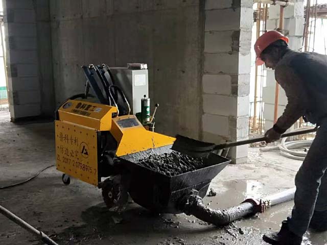 二次構(gòu)造柱泵上料機(jī) 二次構(gòu)造柱泵上料機(jī)