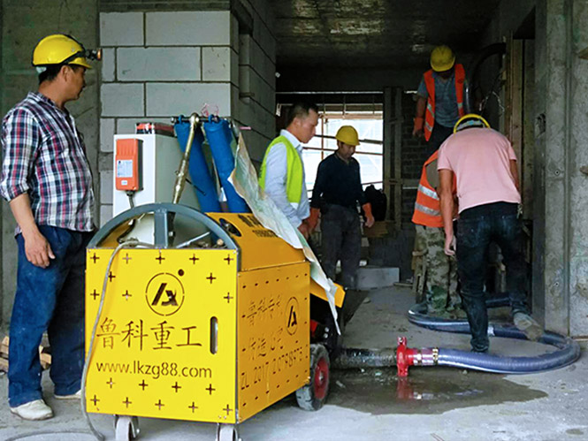 二次構(gòu)造柱上料泵合作南通建工南航校區(qū)實驗與研究中心項目 二次構(gòu)造柱上料泵合作南通建工南航校區(qū)實驗與研究中心項目